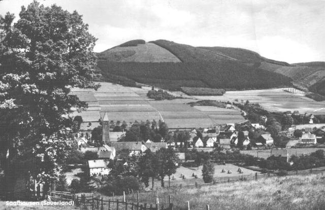 Eine Postkarte von Saalhausen, abgestempelt am 6. Juni 1966