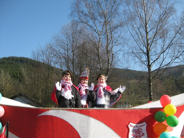 Der Kinderprinz, Jakob I. (Graß) und seine Pagen Florian Liebert und Daniel Rameil 