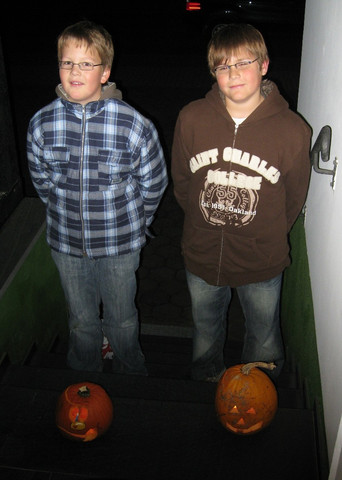 Henrik Schütte (Foto links) und Thorben Rameil, beide sind 11 Jahre alt und besuchen die Klasse sechs des Städtischen Gymnasiums 